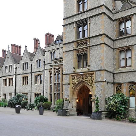 Nutfield Priory Hotel & Spa Redhill  Exterior foto