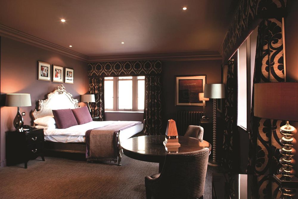 Nutfield Priory Hotel & Spa Redhill  Exterior foto