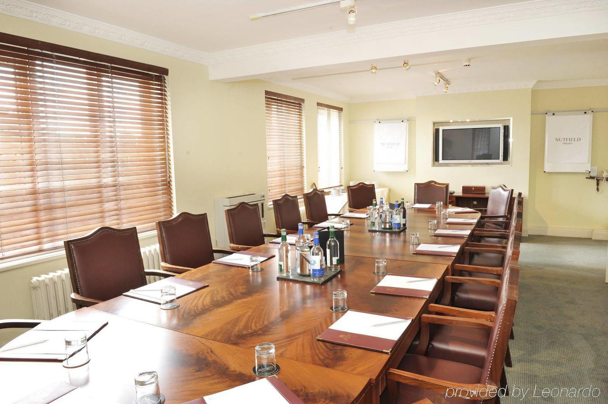 Nutfield Priory Hotel & Spa Redhill  Business foto
